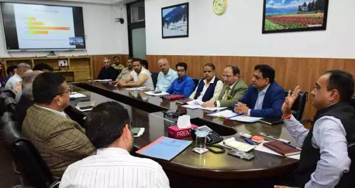 JAMMU: डिविजनल कमिश्नर ने श्री मचैल माता यात्रा की तैयारियों की समीक्षा की JAMMU: डिविजनल कमिश्नर ने श्री मचैल माता यात्रा की तैयारियों की समीक्षा की