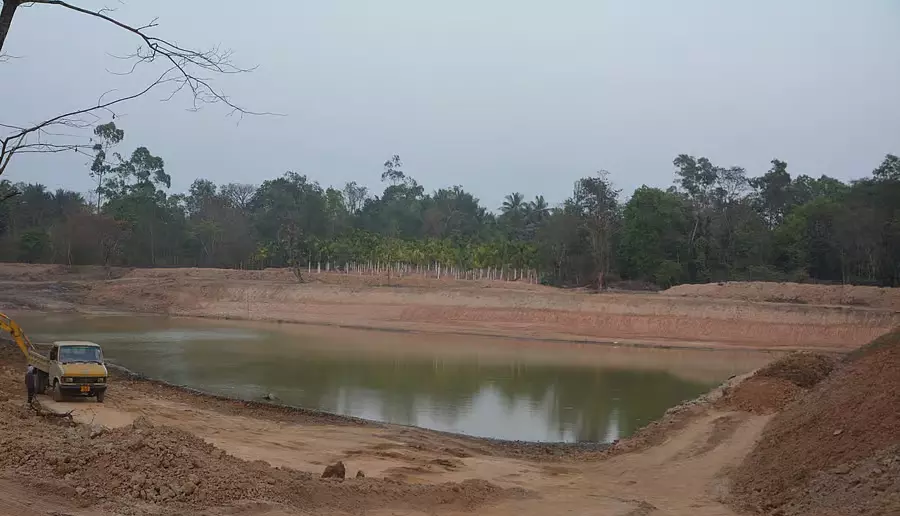 Allagerimandri के ग्रामीणों द्वारा शेड लेक का जीर्णोद्धार: एक सफल अभियान Allagerimandri के ग्रामीणों द्वारा शेड लेक का जीर्णोद्धार: एक सफल अभियान