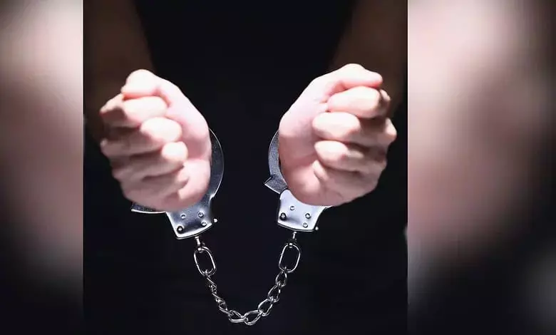 Penuballi mandal में जंगली सूअर का शिकार करने के आरोप में पाँच सदस्यों का गिरोह पकड़ा गया Penuballi mandal में जंगली सूअर का शिकार करने के आरोप में पाँच सदस्यों का गिरोह पकड़ा गया