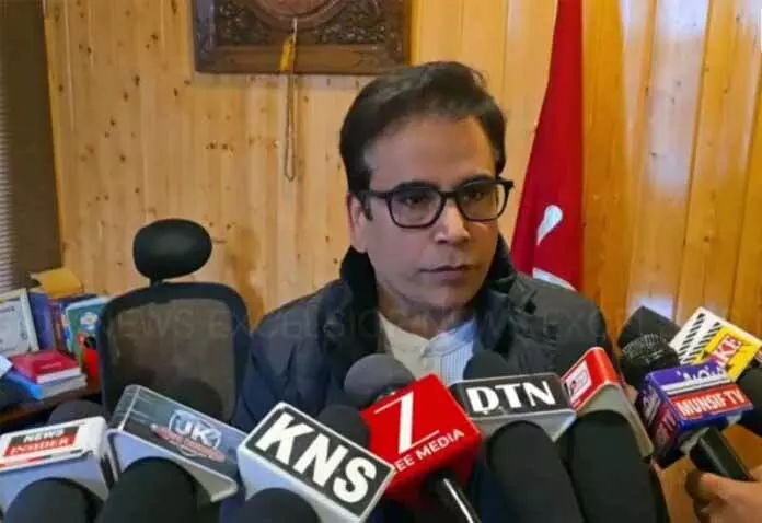 NC ने विधानसभा में भूमि अधिकारों की सुरक्षा के लिए विधेयक पेश किया: Sadiq NC ने विधानसभा में भूमि अधिकारों की सुरक्षा के लिए विधेयक पेश किया: Sadiq