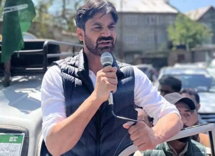 Srinagar: पारा ने भूमि अधिकार विधेयक पर सादिक की आलोचना की Srinagar: पारा ने भूमि अधिकार विधेयक पर सादिक की आलोचना की