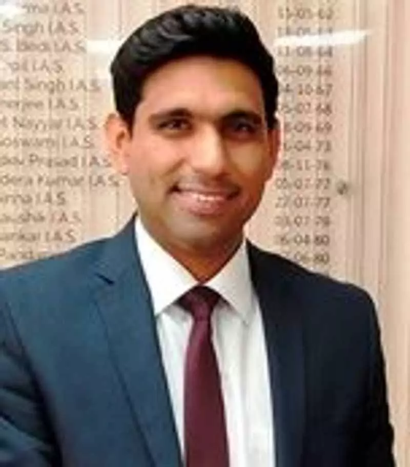 चंडीगढ़ के DC ने मतदाता सूचियों के पुनरीक्षण की व्यवस्थाओं की समीक्षा की चंडीगढ़ के DC ने मतदाता सूचियों के पुनरीक्षण की व्यवस्थाओं की समीक्षा की