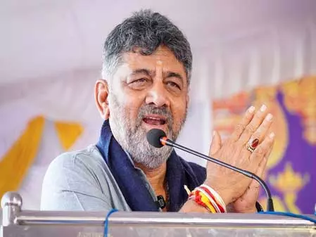 कैबिनेट फेरबदल या पावर-शेयरिंग पर समय करेगा फैसला: डीके शिवकुमार कैबिनेट फेरबदल या पावर-शेयरिंग पर समय करेगा फैसला: डीके शिवकुमार