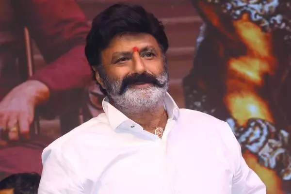 Nandamuri Balakrishna की 111वीं फिल्म में नयनतारा–अनुष्का शेट्टी पर चर्चा तेज Nandamuri Balakrishna की 111वीं फिल्म में नयनतारा–अनुष्का शेट्टी पर चर्चा तेज