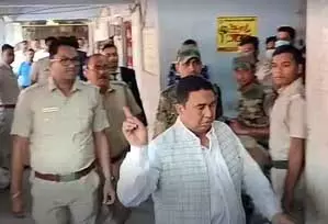 ईडी अधिकारी पर हमले का मामला: कलकत्ता हाईकोर्ट ने शेख शाहजहां की जमानत याचिका खारिज की ईडी अधिकारी पर हमले का मामला: कलकत्ता हाईकोर्ट ने शेख शाहजहां की जमानत याचिका खारिज की