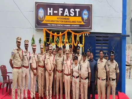 हैदराबाद में मिलावटखोरी पर शिकंजा, पुलिस ने बनाई विशेष यूनिट एच-फास्ट हैदराबाद में मिलावटखोरी पर शिकंजा, पुलिस ने बनाई विशेष यूनिट एच-फास्ट