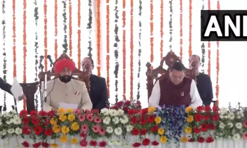 धामी सरकार का हुआ कैबिनेट विस्तार, 5 नए मंत्रियों ने ली शपथ धामी सरकार का हुआ कैबिनेट विस्तार, 5 नए मंत्रियों ने ली शपथ