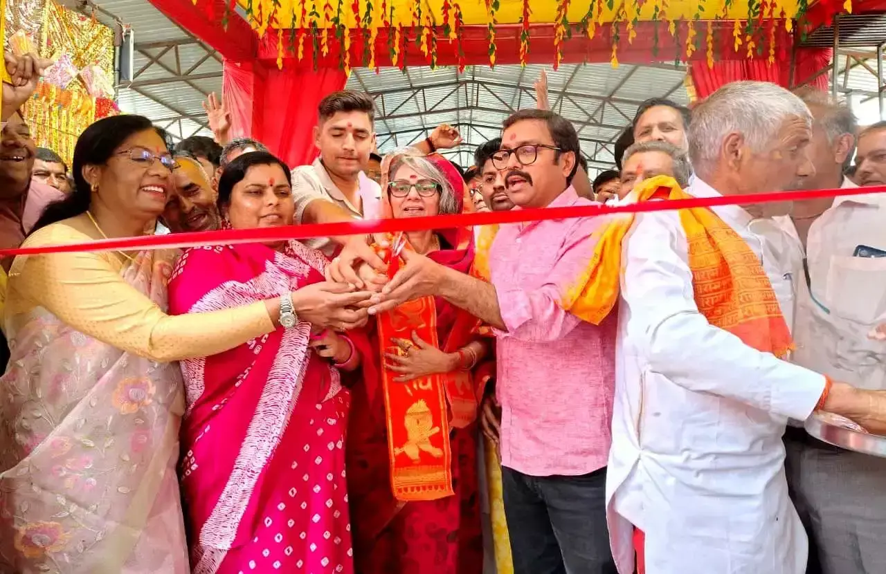 Dholpur: मेले से झलकती है भारतीय संस्कृति: नीरजा Dholpur: मेले से झलकती है भारतीय संस्कृति: नीरजा
