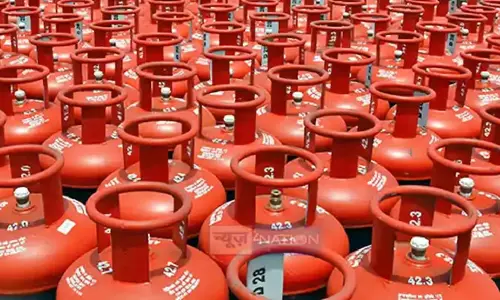 रायपुर में LPG सिलेंडर की वेटिंग 1100 तक पहुंची