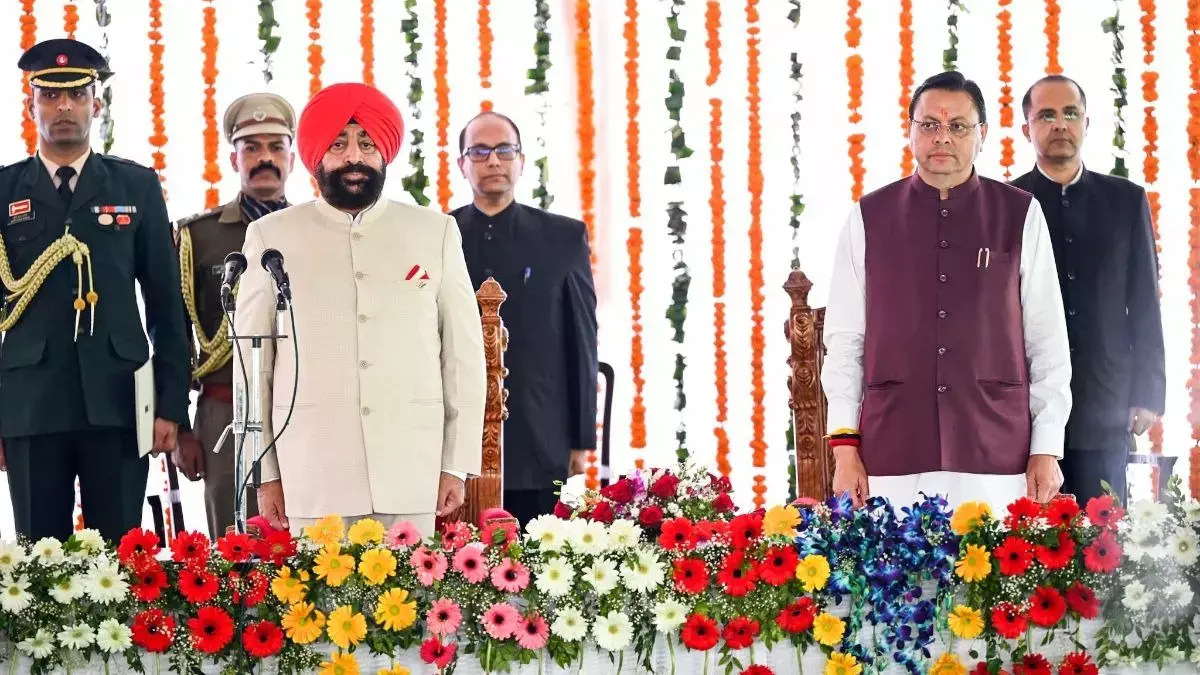 Uttarakhand Cabinet Expansion: CM धामी ने दिया कड़ा संदेश, BJP के 5 विधायक बने मंत्री Uttarakhand Cabinet Expansion: CM धामी ने दिया कड़ा संदेश, BJP के 5 विधायक बने मंत्री