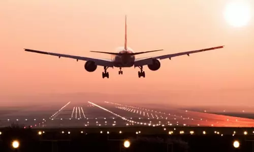 ईरान-इजरायल युद्ध: खाड़ी के हवाई क्षेत्र से बचें; DGCA ने एयरलाइंस को चेतावनी दी ईरान-इजरायल युद्ध: खाड़ी के हवाई क्षेत्र से बचें; DGCA ने एयरलाइंस को चेतावनी दी