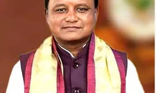 CM Majhi ने पखला दिवस की बधाई दी, पखाल को हमारी मिट्टी की सुगंध बताया CM Majhi ने पखला दिवस की बधाई दी, पखाल को हमारी मिट्टी की सुगंध बताया