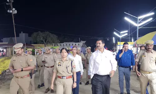 Farrukhabad: डीएम-एसपी ने मेले की तैयारियों की समीक्षा की Farrukhabad: डीएम-एसपी ने मेले की तैयारियों की समीक्षा की