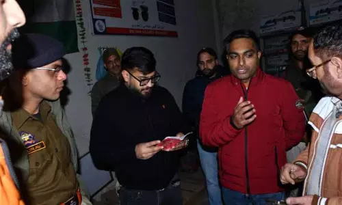 DC राजौरी ने किया औचक निरीक्षण, 35 घरेलू LPG सिलेंडर ज़ब्त
