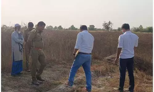 14 साल के लड़के ने अपने 12 साल के दोस्त को उतारा मौत के घाट, बेर खिलाने की बात कही थी... 14 साल के लड़के ने अपने 12 साल के दोस्त को उतारा मौत के घाट, बेर खिलाने की बात कही थी...