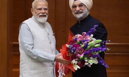 पीएम मोदी से मिले एलजी तरनजीत सिंह संधू, विकसित दिल्ली 2047 पर हुई चर्चा