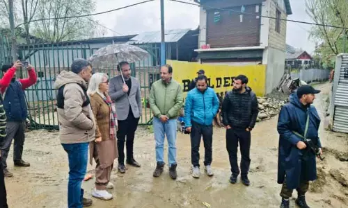 DC Bandipora ने सेमी रिंग रोड के कार्यों की समीक्षा की DC Bandipora ने सेमी रिंग रोड के कार्यों की समीक्षा की