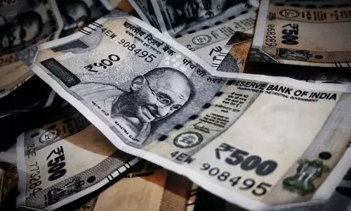 भारत का विदेशी मुद्रा भंडार $7 अरब घटकर $709.76 अरब हुआ: RBI