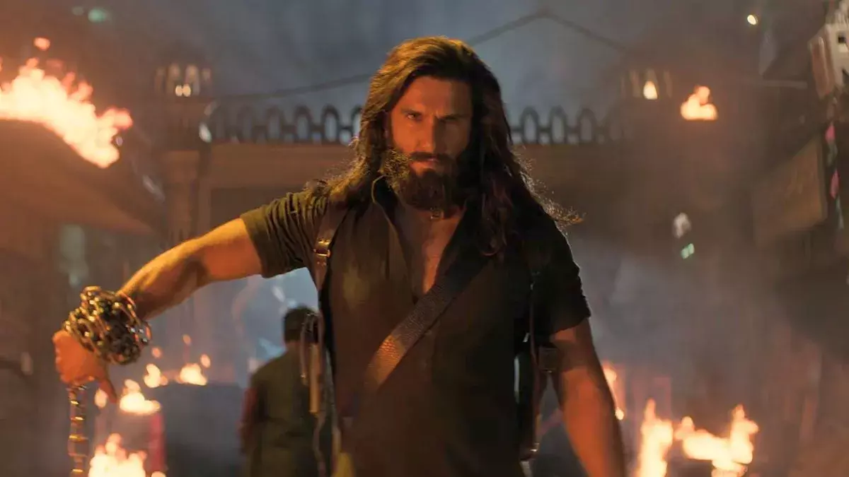 Mumbai: ‘धुरंधर 2’ में सस्पेंस का नया एंगल, ‘धुरंधर 2’ में रिजवान का रहस्य Mumbai: ‘धुरंधर 2’ में सस्पेंस का नया एंगल, ‘धुरंधर 2’ में रिजवान का रहस्य