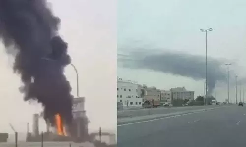 Riyadh पर ईरान का मिसाइल हमला... एक भारतीय की मौत... मरने वाले भारतीयों की संख्या 6 हुई Riyadh पर ईरान का मिसाइल हमला... एक भारतीय की मौत... मरने वाले भारतीयों की संख्या 6 हुई