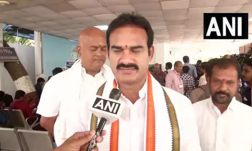 TRS पर कांग्रेस विधायक का हमला: “10 साल में कुछ नहीं किया, हमारी योजनाओं से बौखलाए” TRS पर कांग्रेस विधायक का हमला: “10 साल में कुछ नहीं किया, हमारी योजनाओं से बौखलाए”