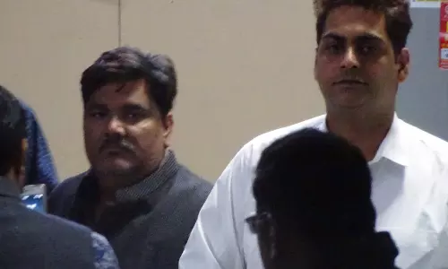 Court ने ताहिर हुसैन की 15 दिन में सर्जरी सुनिश्चित करने का दिया आदेश Court ने ताहिर हुसैन की 15 दिन में सर्जरी सुनिश्चित करने का दिया आदेश