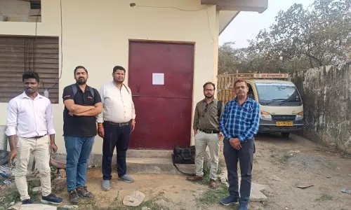खाद्य सुरक्षा टीम की कार्रवाई, बिना लाइसेंस कोल्ड ड्रिंक फैक्ट्री सील