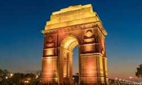 दिल्ली हाईकोर्ट के आदेश पर यूएनआई कार्यालय से पुलिस ने कराया खाली, परिसर सील दिल्ली हाईकोर्ट के आदेश पर यूएनआई कार्यालय से पुलिस ने कराया खाली, परिसर सील
