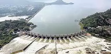 Mettur बांध का जलस्तर: आज की स्थिति Mettur बांध का जलस्तर: आज की स्थिति