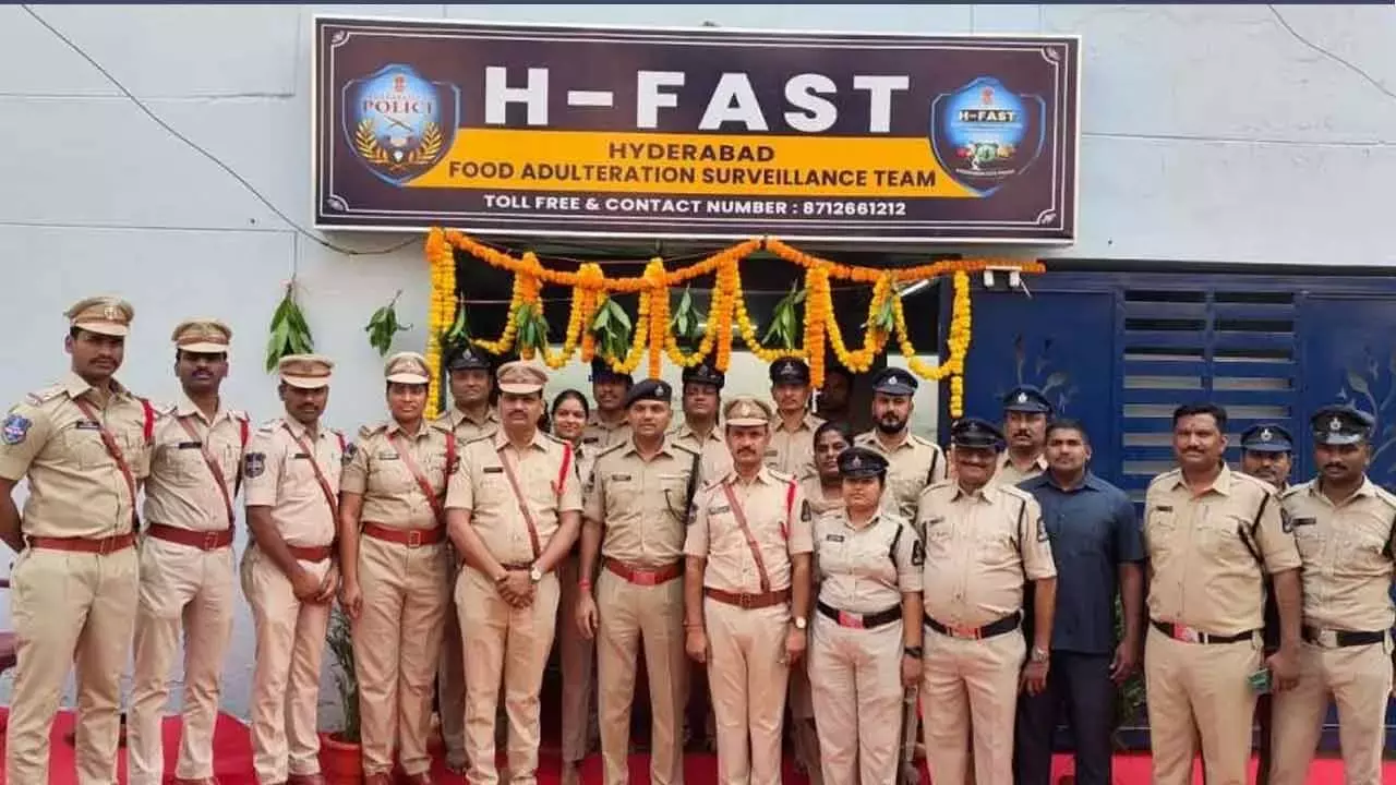 Telangana: खाद्य मिलावट से निपटने के लिए नई H-FAST यूनिट लॉन्च की Telangana: खाद्य मिलावट से निपटने के लिए नई H-FAST यूनिट लॉन्च की