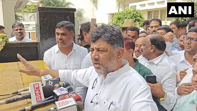 UKP के तीसरे चरण की अधिसूचना में कोई कानूनी बाधा नहीं है: DCM डी.के. शिवकुमार UKP के तीसरे चरण की अधिसूचना में कोई कानूनी बाधा नहीं है: DCM डी.के. शिवकुमार