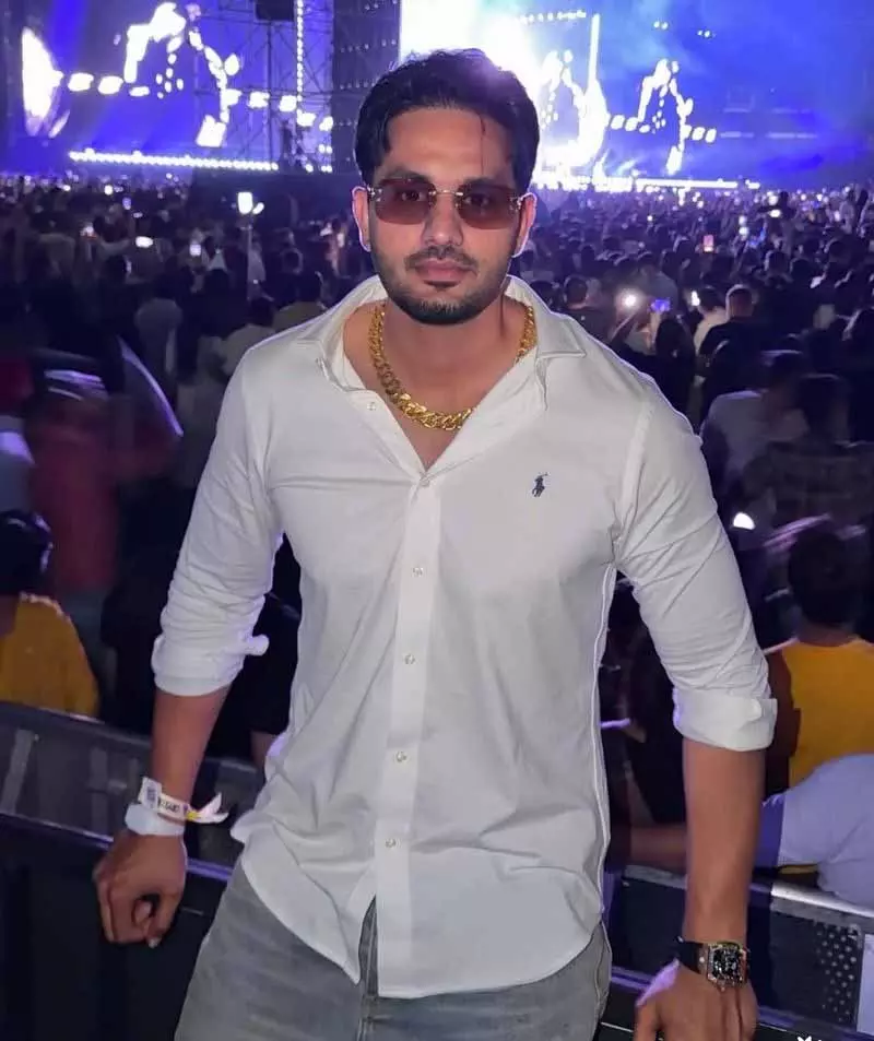 Chandigarh के सेक्टर 9 में प्रॉपर्टी डीलर की हत्या, बिगड़ी प्रॉपर्टी डील का नतीजा Chandigarh के सेक्टर 9 में प्रॉपर्टी डीलर की हत्या, बिगड़ी प्रॉपर्टी डील का नतीजा