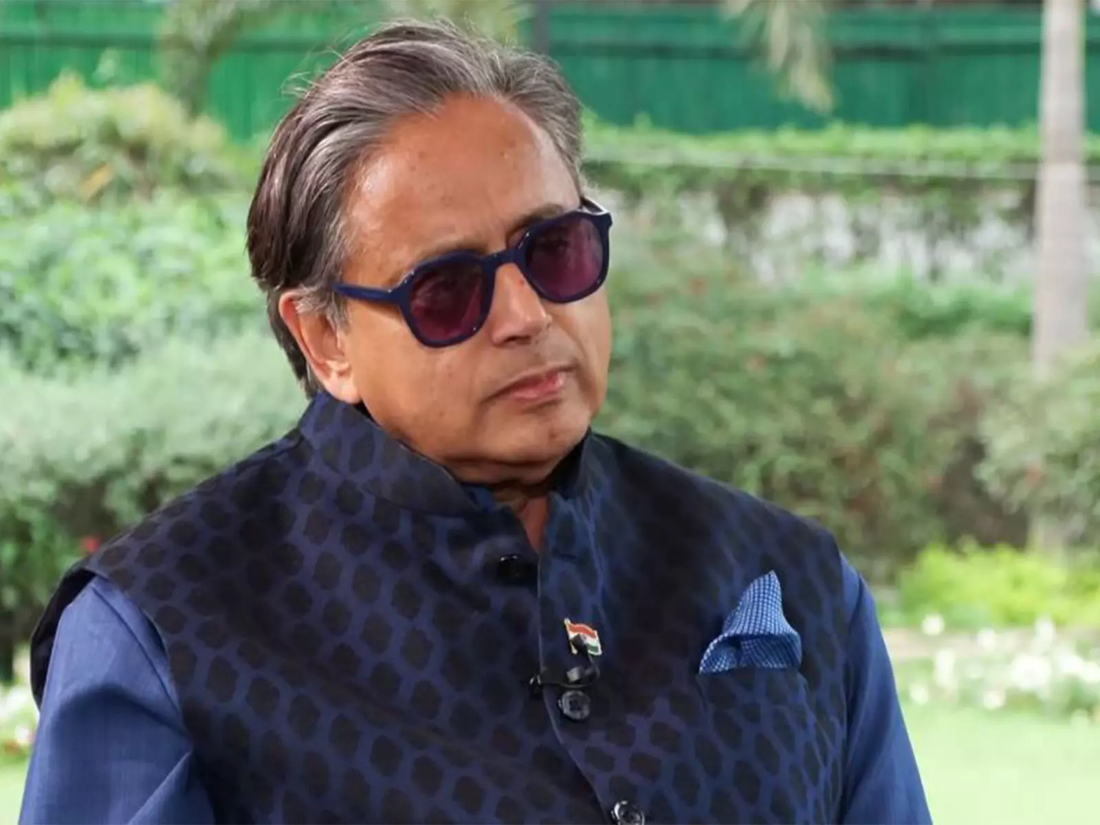 Shashi Tharoor ने संजू सैमसन को विझिंजम का सबसे महान उत्पाद बताया Shashi Tharoor ने संजू सैमसन को विझिंजम का सबसे महान उत्पाद बताया