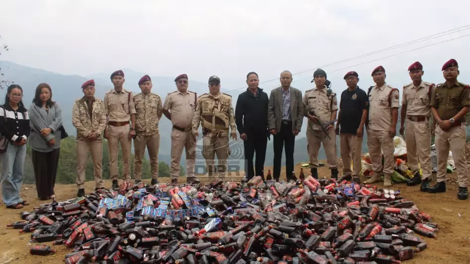 Nagaland में 9 लाख की ज़ब्त शराब नष्ट, आबकारी विभाग का बड़ा अभियान Nagaland में 9 लाख की ज़ब्त शराब नष्ट, आबकारी विभाग का बड़ा अभियान