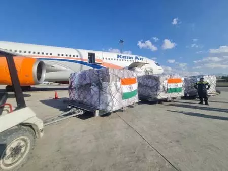 पाकिस्तानी हमले में घायल काबुल के नागरिकों की मदद को आगे आया भारत, 2.5 टन मेडिकल सहायता भेजी पाकिस्तानी हमले में घायल काबुल के नागरिकों की मदद को आगे आया भारत, 2.5 टन मेडिकल सहायता भेजी