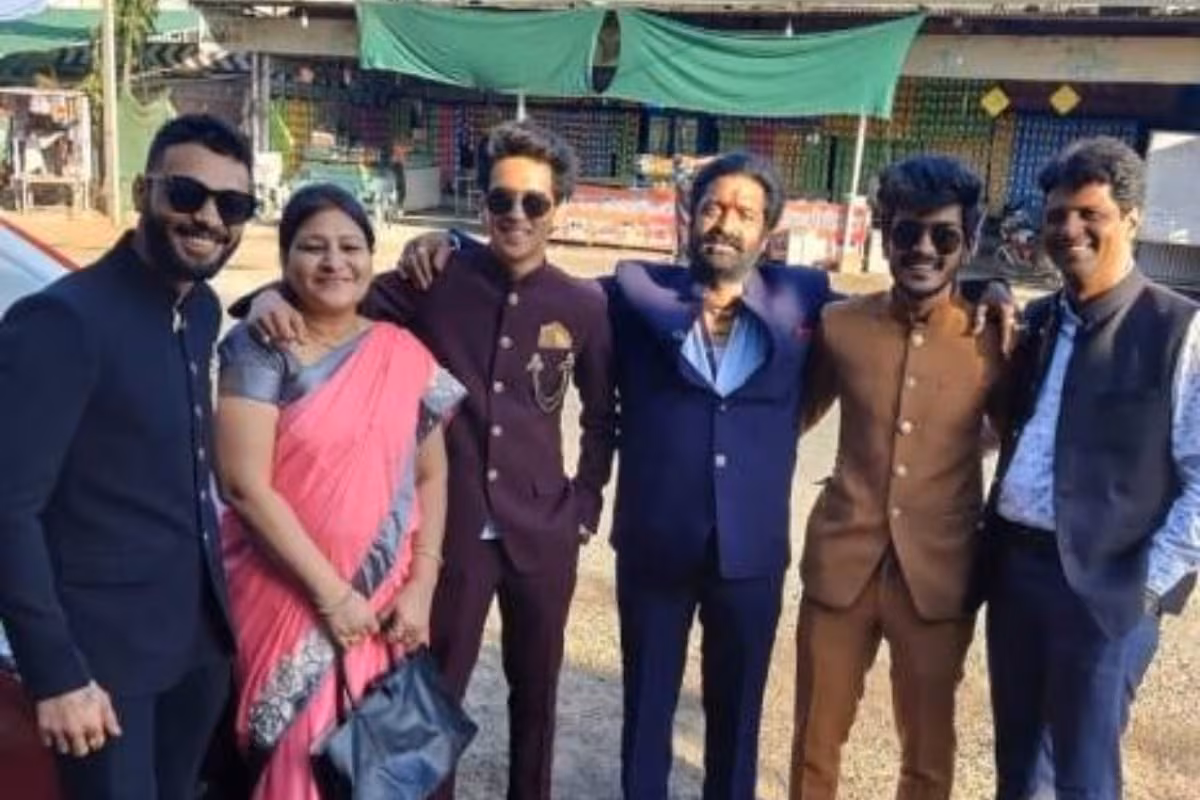 Indore: इंदौर में दर्दनाक हादसा, मनोज ने पहले ही भांप ली थी अनहोनी Indore: इंदौर में दर्दनाक हादसा, मनोज ने पहले ही भांप ली थी अनहोनी