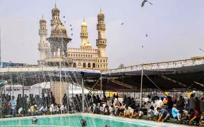 राष्ट्रपति द्रौपदी मुर्मु ने ईद-उल-फितर की पूर्व संध्या पर नागरिकों को बधाई दी राष्ट्रपति द्रौपदी मुर्मु ने ईद-उल-फितर की पूर्व संध्या पर नागरिकों को बधाई दी