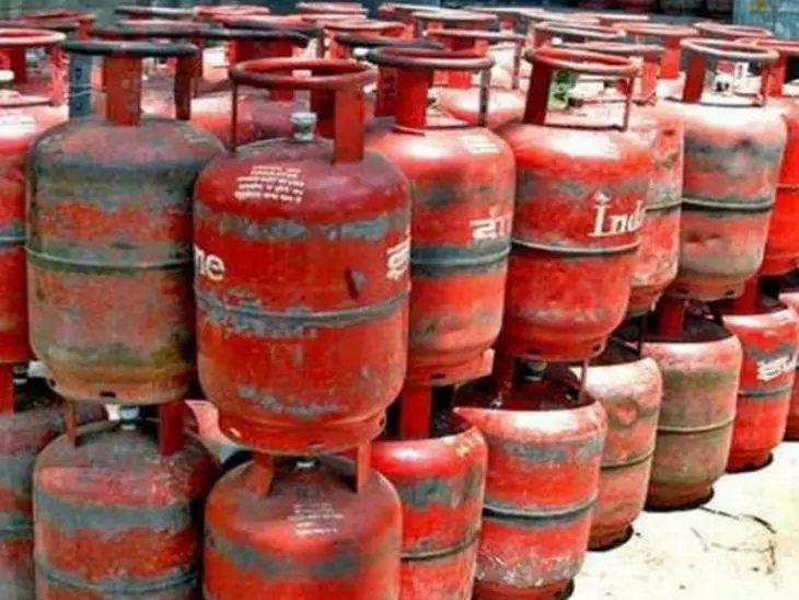Bengaluru: गैस किल्लत से उद्योग बंद होने की कगार पर Bengaluru: गैस किल्लत से उद्योग बंद होने की कगार पर