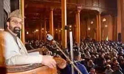 Mirwaiz ने सादगी और उम्मत के लिए दुआ की अपील की Mirwaiz ने सादगी और उम्मत के लिए दुआ की अपील की