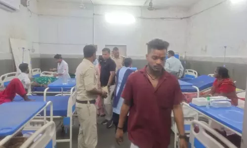 बाराती वाहन दुर्घटनाग्रस्त, मासूम की मौत