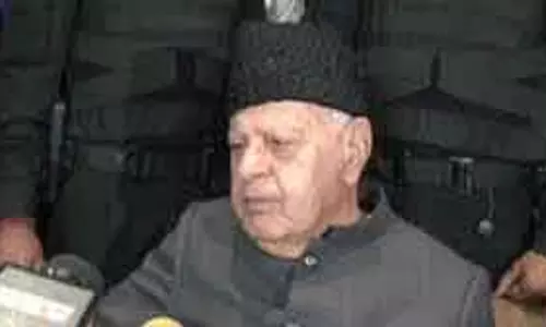Dr. Farooq एनसी नेतृत्व ने लोगों को ईद-उल-फितर, नवरोज़-ए-आलम की बधाई दी Dr. Farooq एनसी नेतृत्व ने लोगों को ईद-उल-फितर, नवरोज़-ए-आलम की बधाई दी