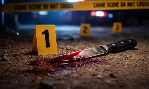 Odisha : मयूरभंज में देर रात हुए हमले में चौकीदार की चाकू मारकर हत्या, स्कूल प्रिंसिपल घायल Odisha : मयूरभंज में देर रात हुए हमले में चौकीदार की चाकू मारकर हत्या, स्कूल प्रिंसिपल घायल