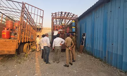 Bhopal : 35 से अधिक LPG सिलेंडर ज़ब्त, अवैध रिफिलिंग रैकेट का भंडाफोड़