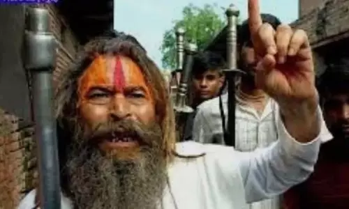 फरसा वाले बाबा की मौत के बाद तनाव, पुलिस ने अफवाहों पर लगाया विराम