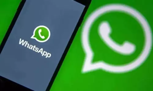 डिजिटल अरेस्ट, स्कैम्स से निपटने के लिए केंद्र सरकार ने WhatsApp को दिया कड़ा आदेश डिजिटल अरेस्ट, स्कैम्स से निपटने के लिए केंद्र सरकार ने WhatsApp को दिया कड़ा आदेश