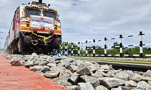 Pattukottai- थिरुथुराईपूंडी हाई-स्पीड इलेक्ट्रिक ट्रेन का परीक्षण रन Pattukottai- थिरुथुराईपूंडी हाई-स्पीड इलेक्ट्रिक ट्रेन का परीक्षण रन
