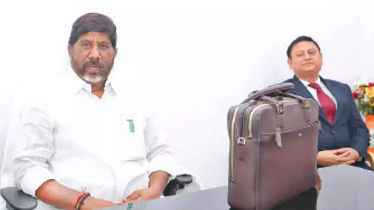Telangana: स्वास्थ्य सेवा क्षेत्र को 1,286 करोड़ रुपये की वृद्धि से बड़ा बढ़ावा मिला Telangana: स्वास्थ्य सेवा क्षेत्र को 1,286 करोड़ रुपये की वृद्धि से बड़ा बढ़ावा मिला
