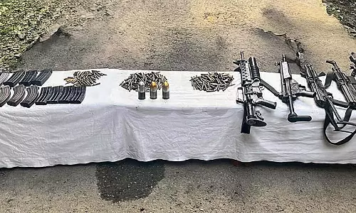 मणिपुर में हथियार, गोला-बारूद और 50 IED बरामद