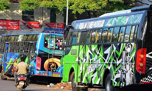 पिछले छह वर्षों में Karnataka में निजी बसों से जुड़ी 3,823 दुर्घटनाएं पिछले छह वर्षों में Karnataka में निजी बसों से जुड़ी 3,823 दुर्घटनाएं