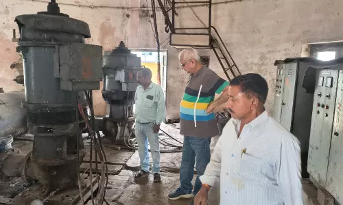 रायपुर निगम आयुक्त ने रॉ वाटर पंपों का किया निरीक्षण रायपुर निगम आयुक्त ने रॉ वाटर पंपों का किया निरीक्षण